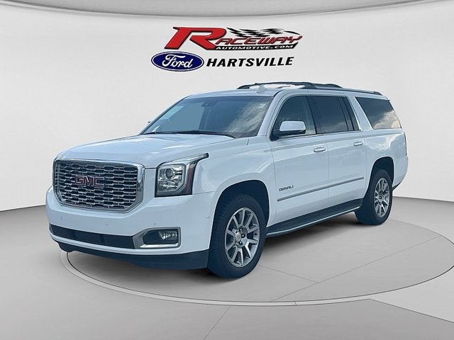 2020 GMC Yukon XL Denali in Summit White — front three-quarter view